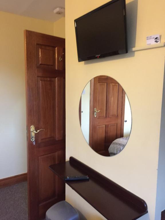 Maureen'S Bed And Breakfast Tralee Bagian luar foto